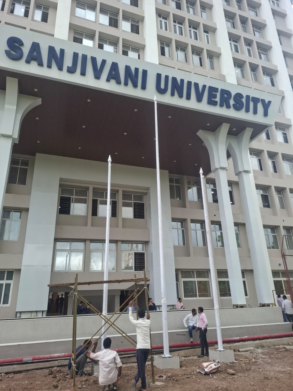 9 Meter & 6 Meter Flag Pole Supply & Delivery | Sanjivani University, Nashik
