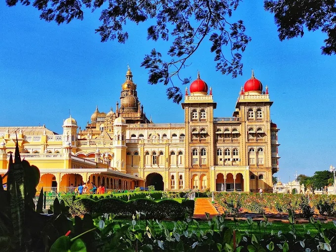 placesAround image
