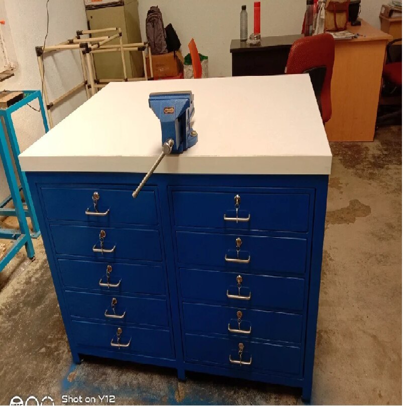 Heavy Duty Industrial Workbench image 3