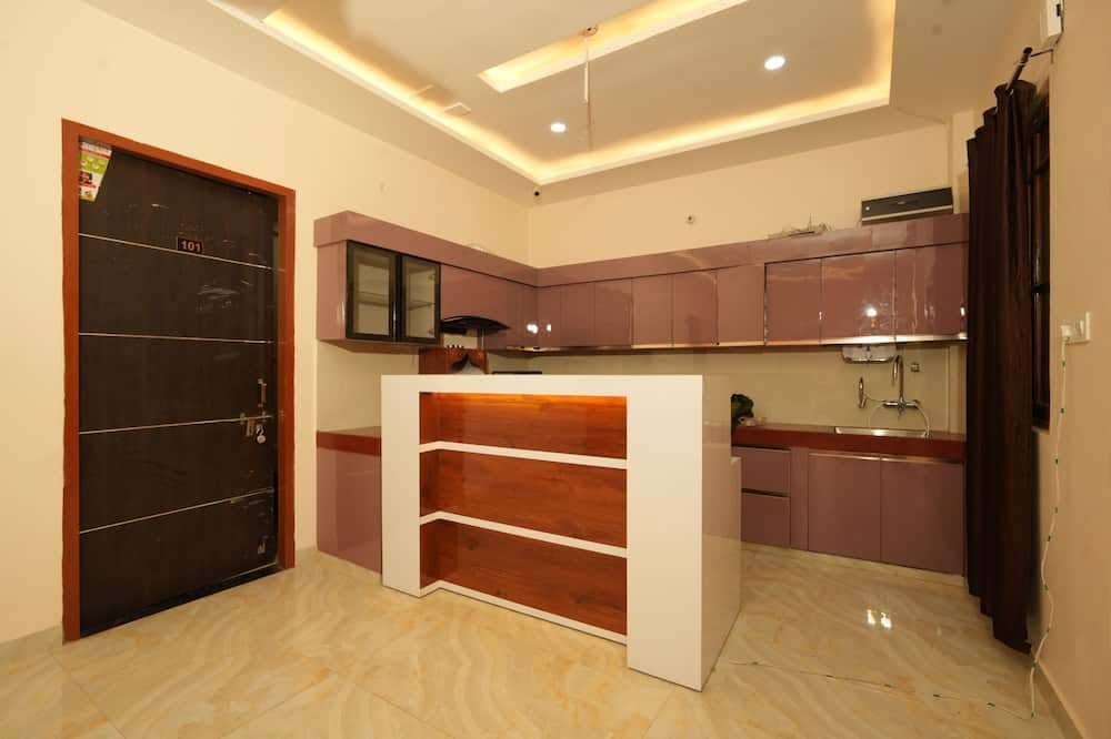 Modular Kitchen Interior Design Chennai image 4