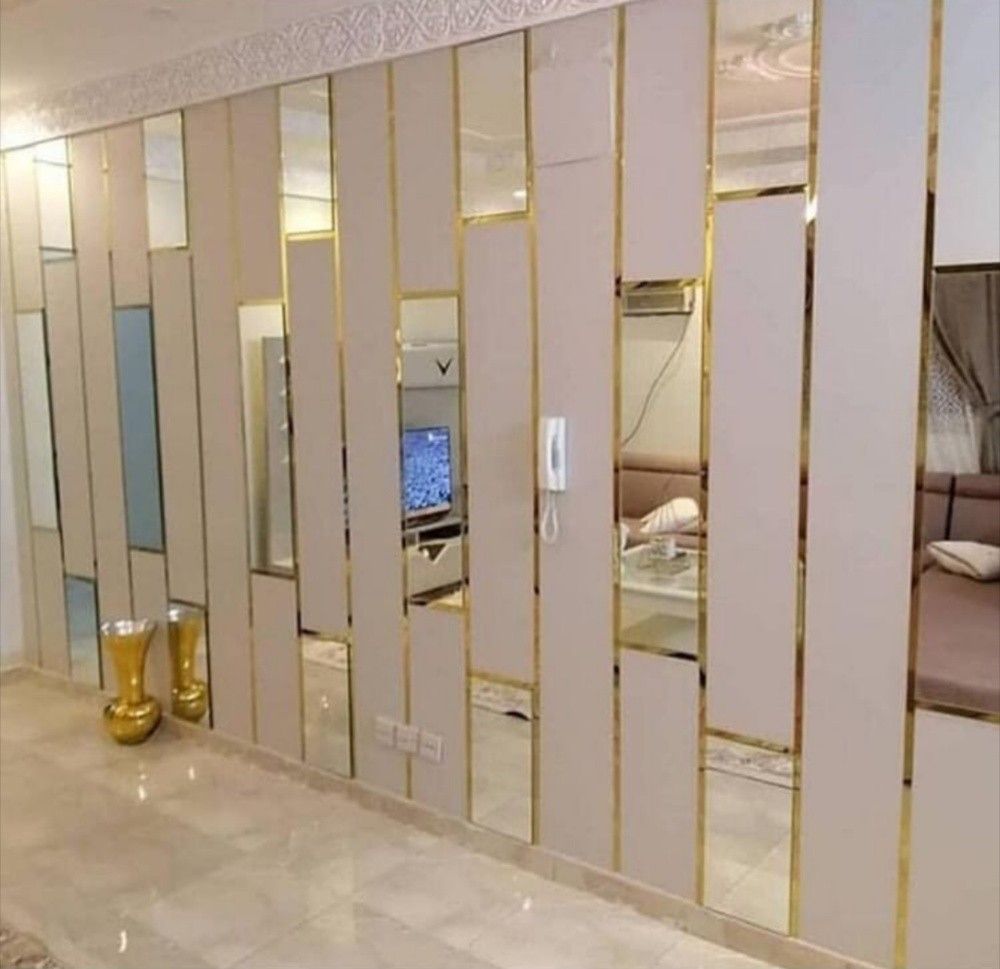 Modern Glass Partition Designs for Elegant Interiors image 5