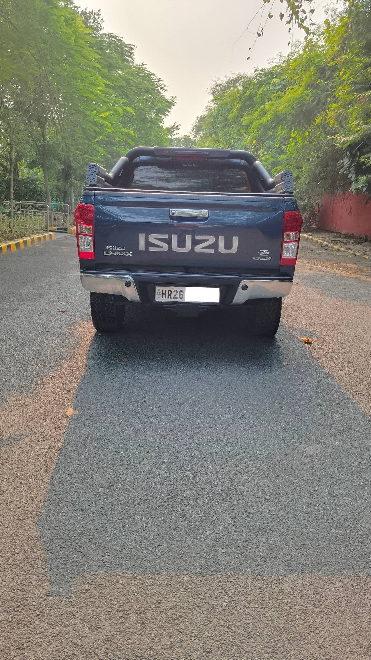 ISUZU V-CROSS Z PRESTIGE 4X4 2023 APR. image 4