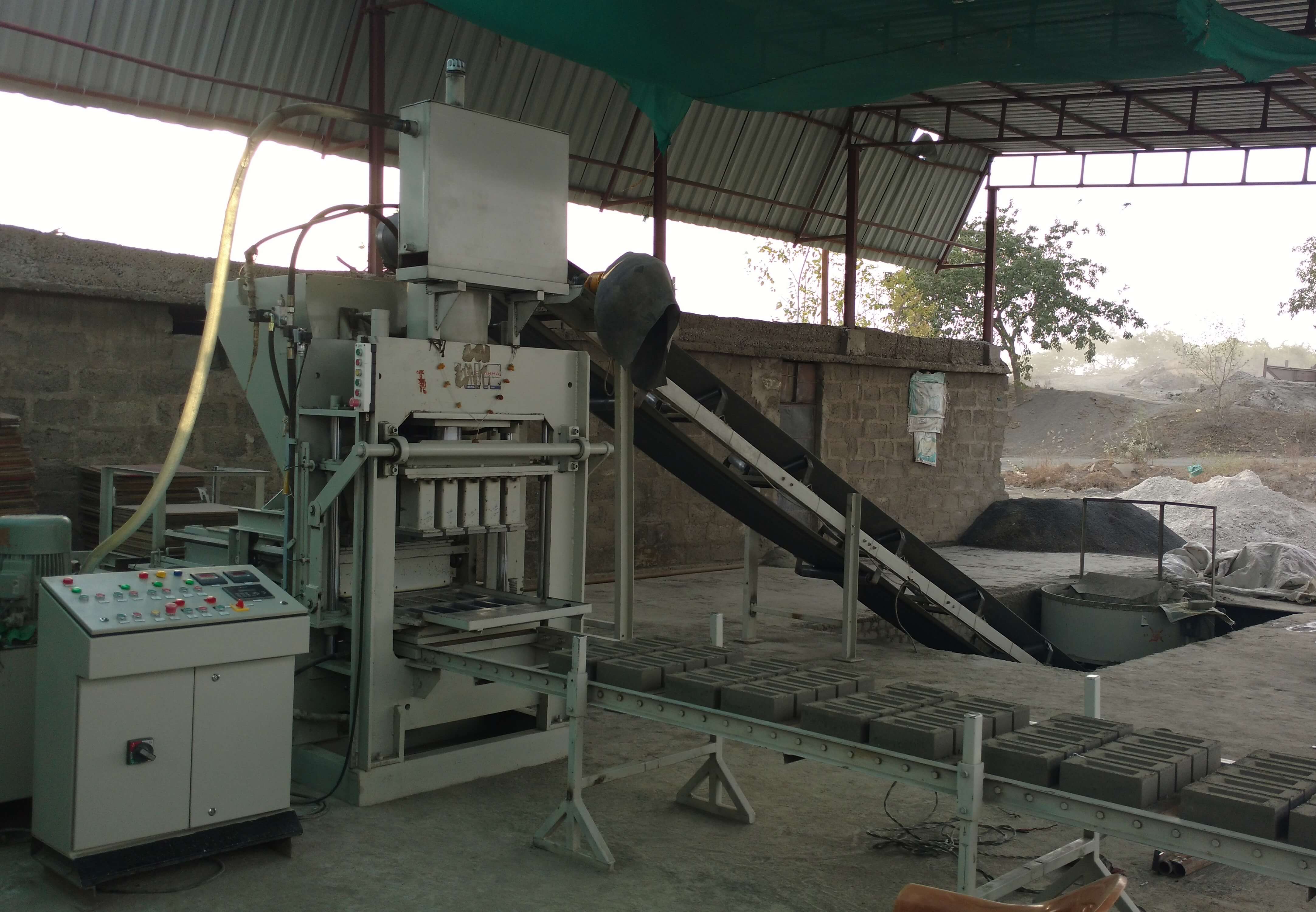 FLY ASH BRICK MAKING MACHINE image 2