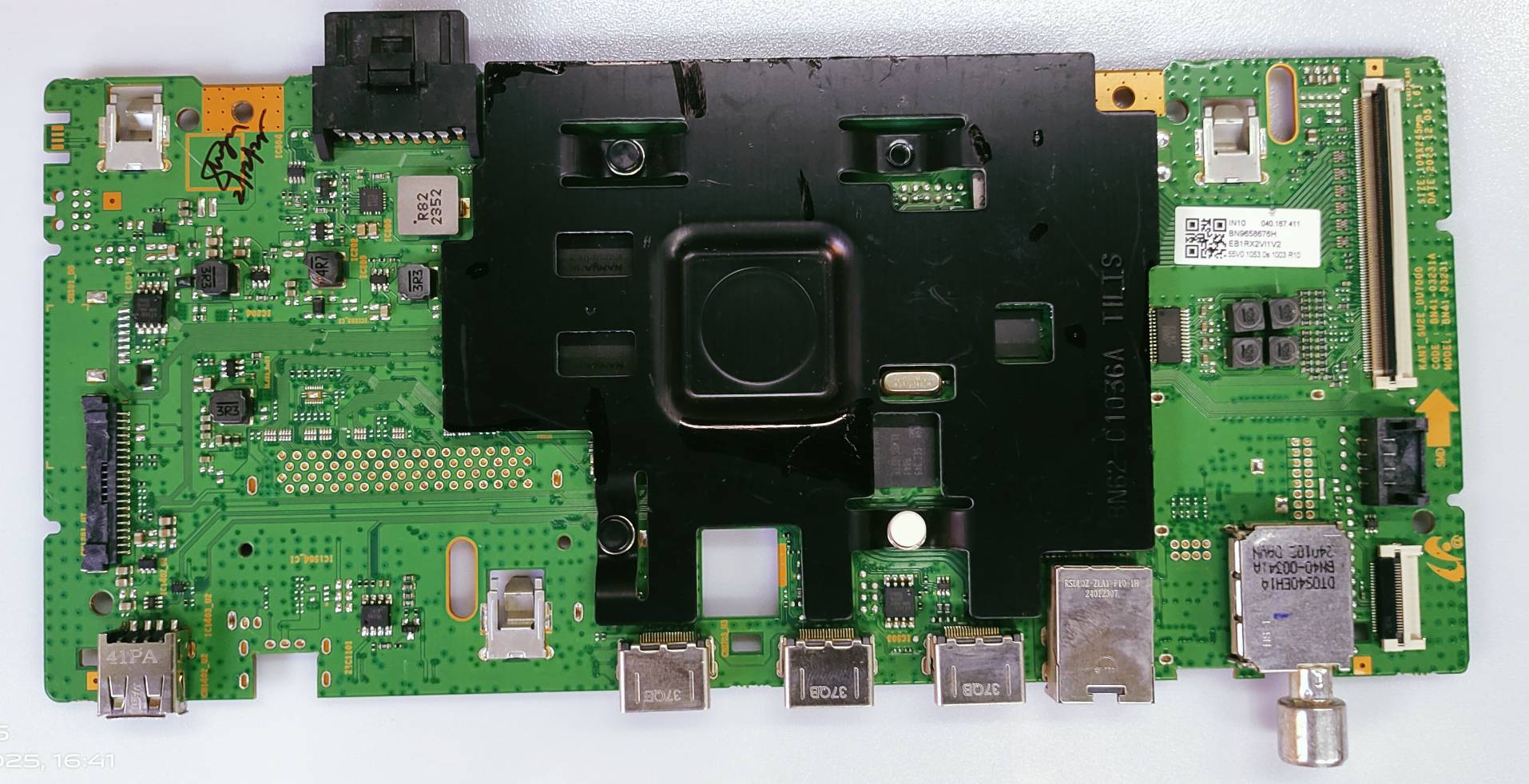 SAMSUNG 4K LED TV ANDROID MOTHER BOARD MODEL NUMBER UA65DUE76AKLXL image 5