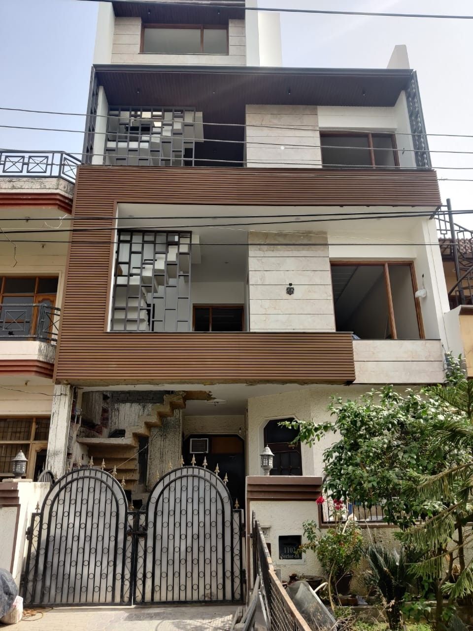 Affordable Pare Elevation Wall Panelling in Chennai image 5