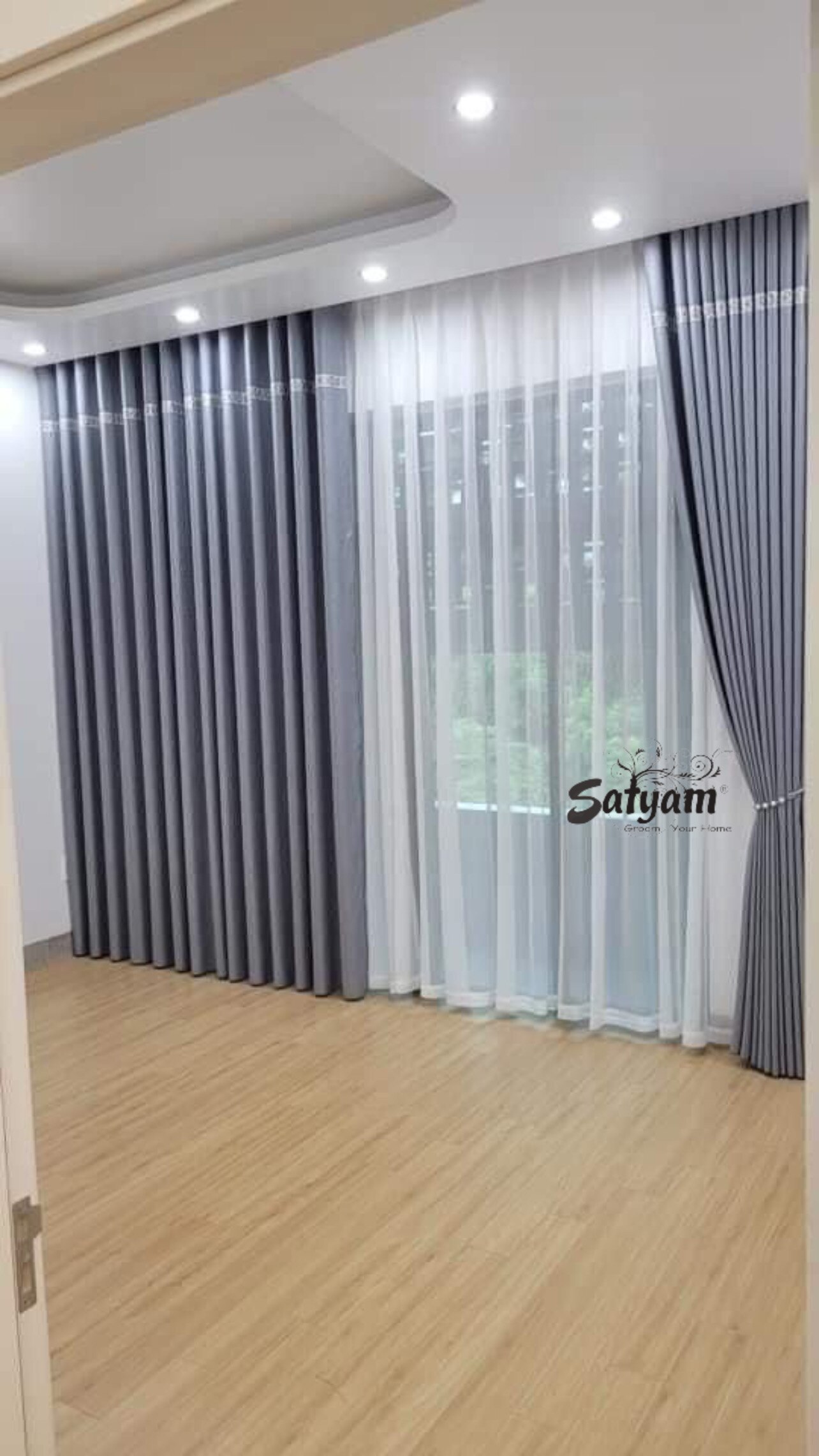 Window Curtains image 2