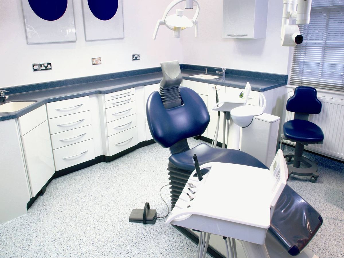 Inspiring Dental Clinic Design Ideas for Professionals image 2