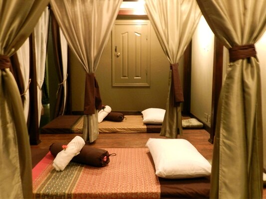 Modern Spa Decor and Interior Design image 3