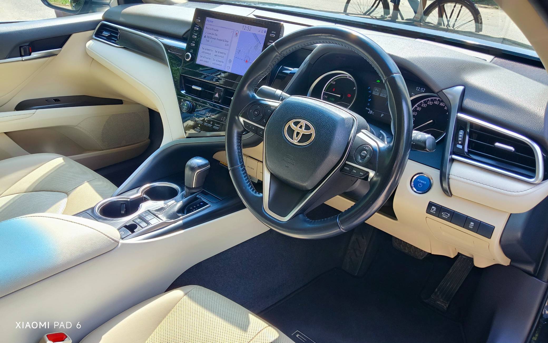TOYOTA CAMRY HYBRID 2022 NOV. image 3