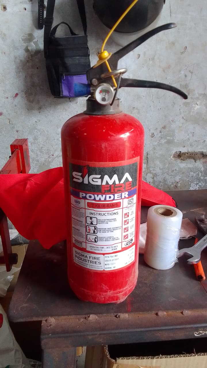 2kg ABC Stored Pressure Fire Extinguisher image 2