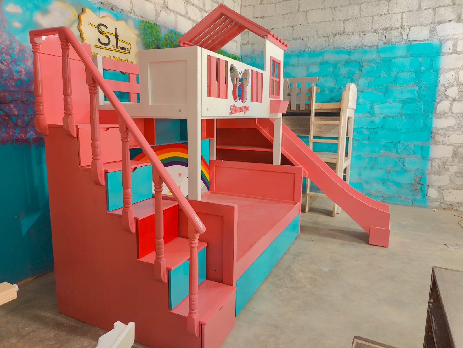 Hut Model Bunk Bed  image 2