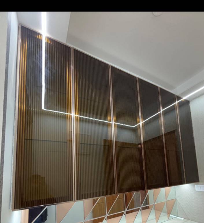 Profile Glass Shutter  image 2