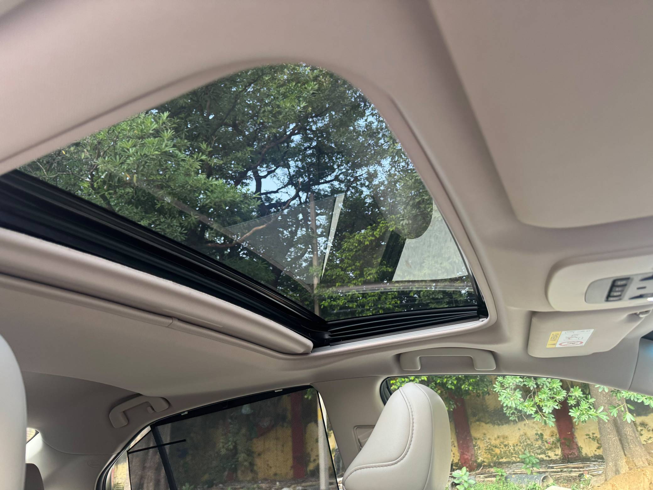 TOYOTA CAMRY HYBRID 2021 image 5