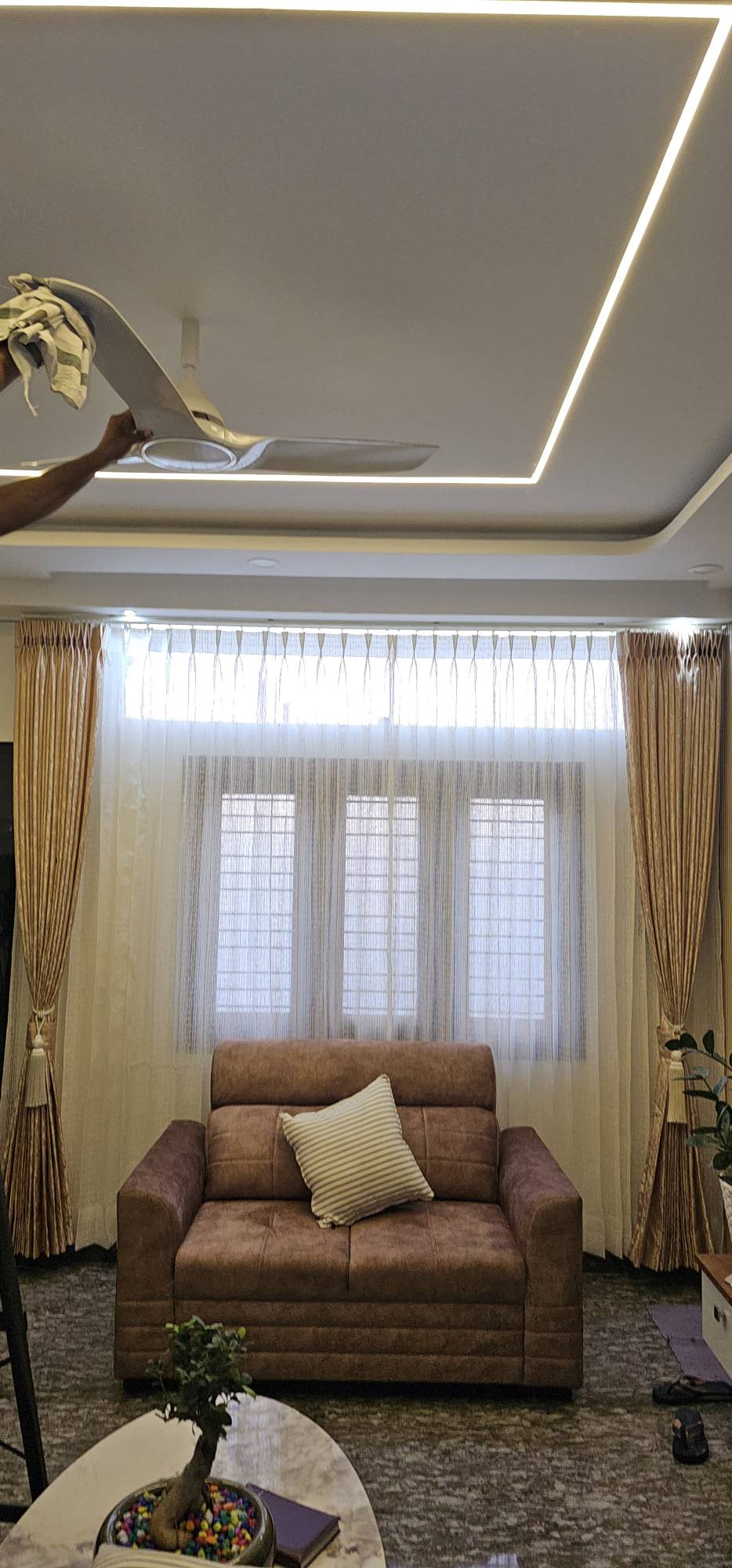 Curtain image 2