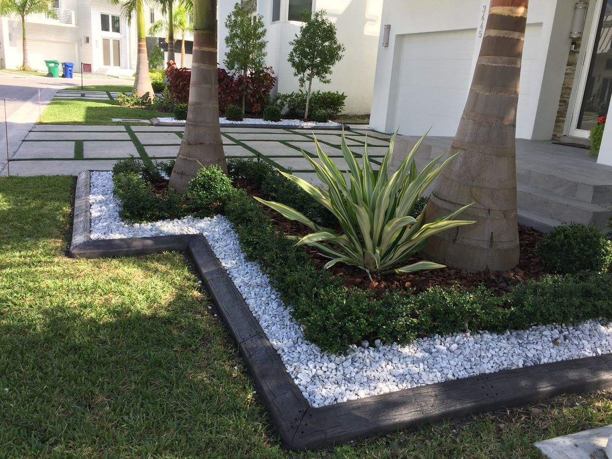 Frontyard Planters & Decorative Elements Chennai image 4