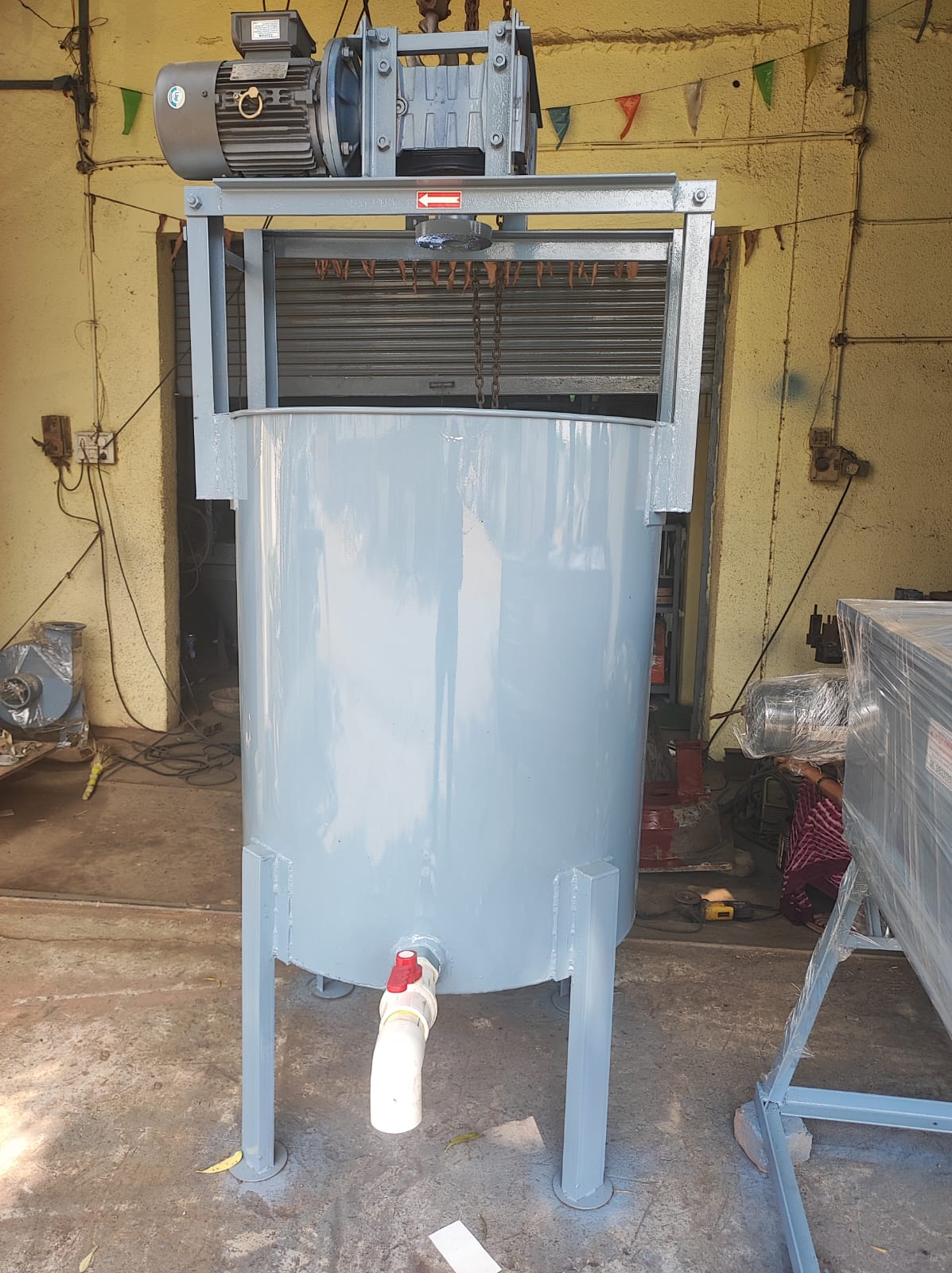 500 litre capacity unique stirrer  image 3