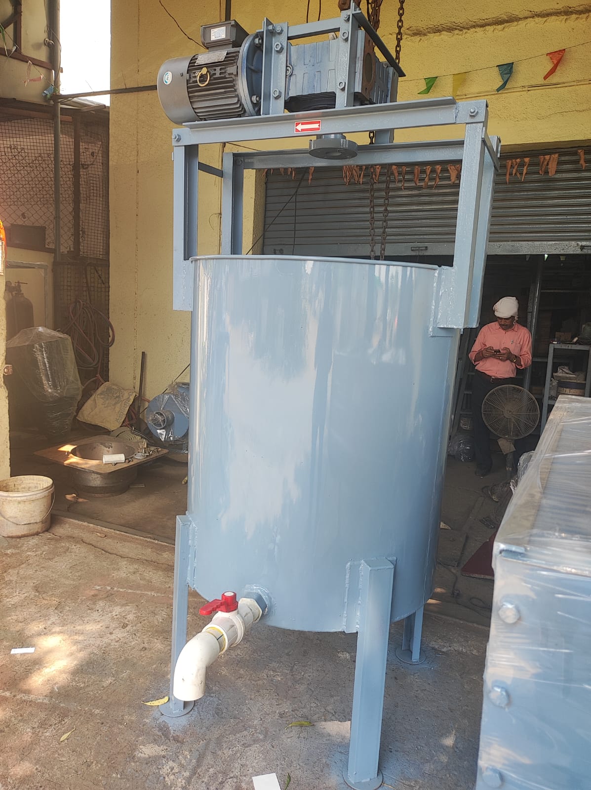 500 litre capacity unique stirrer  image 4
