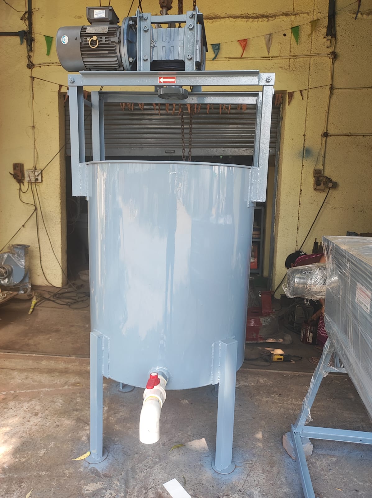 500 litre capacity unique stirrer  image 2