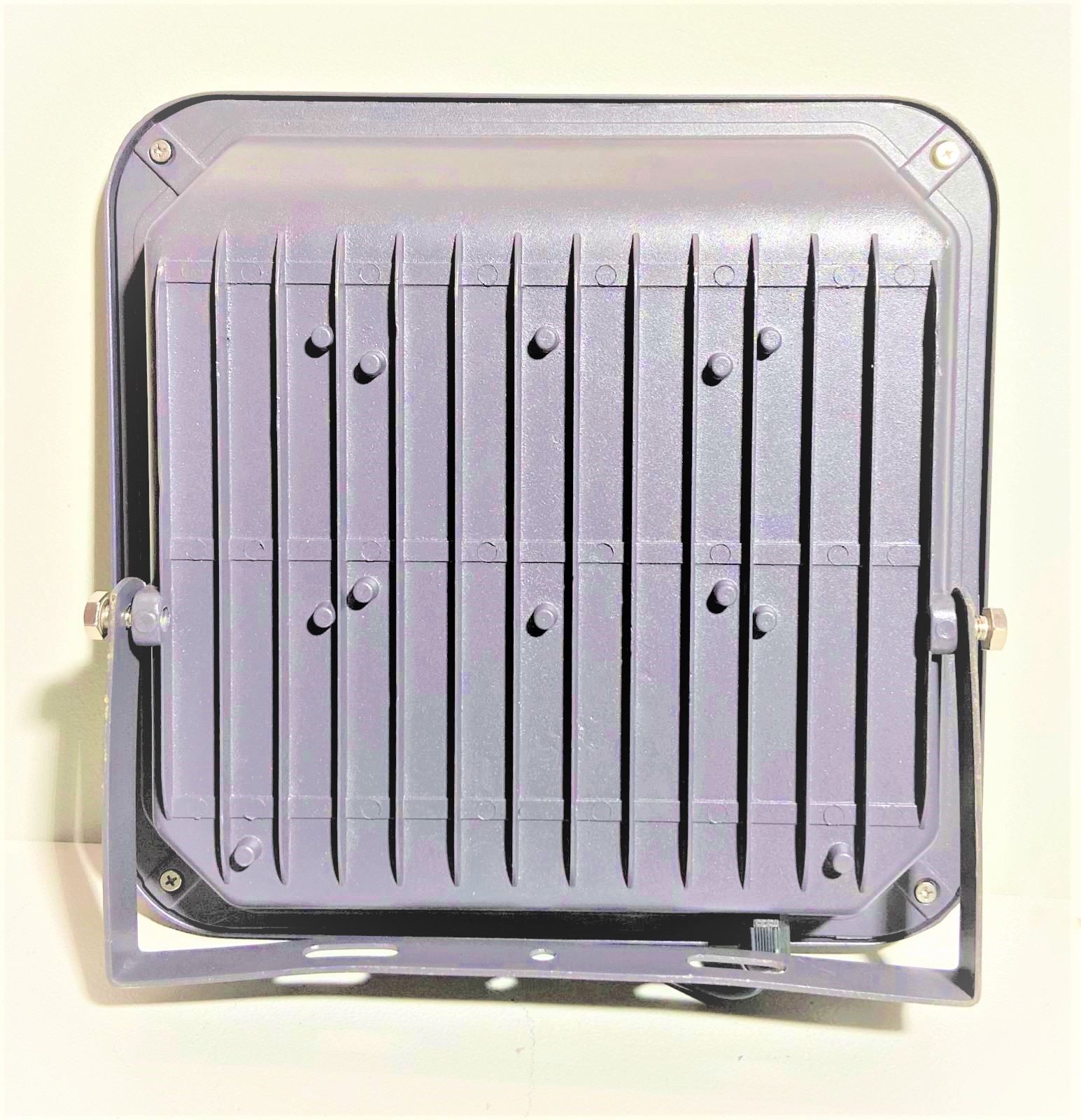 50W LED FLOOD LIGHT image 2