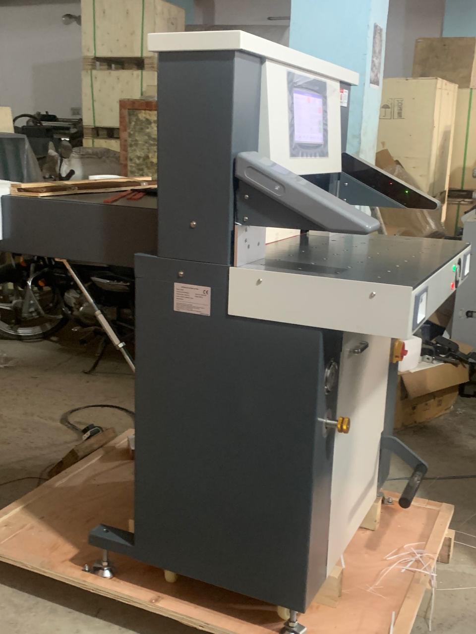 M520 HP Hydraulic Paper Cutting Machine image 3
