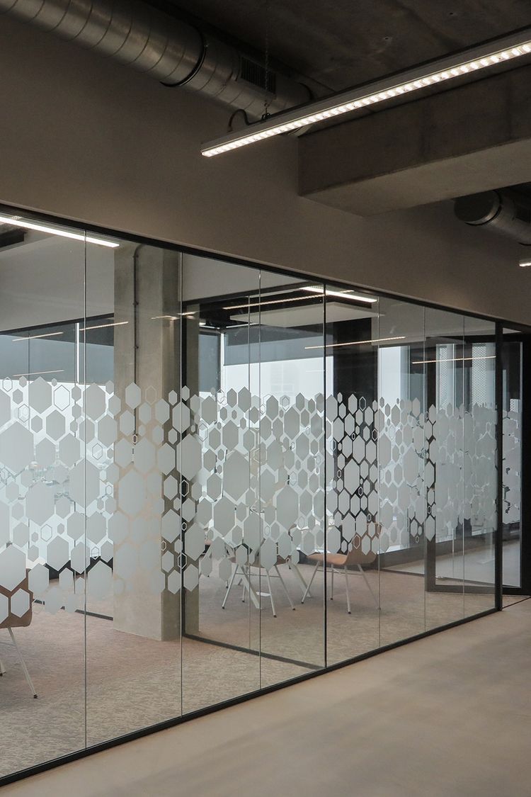 Chennai’s Trusted Glass Partition Work Specialists image 4