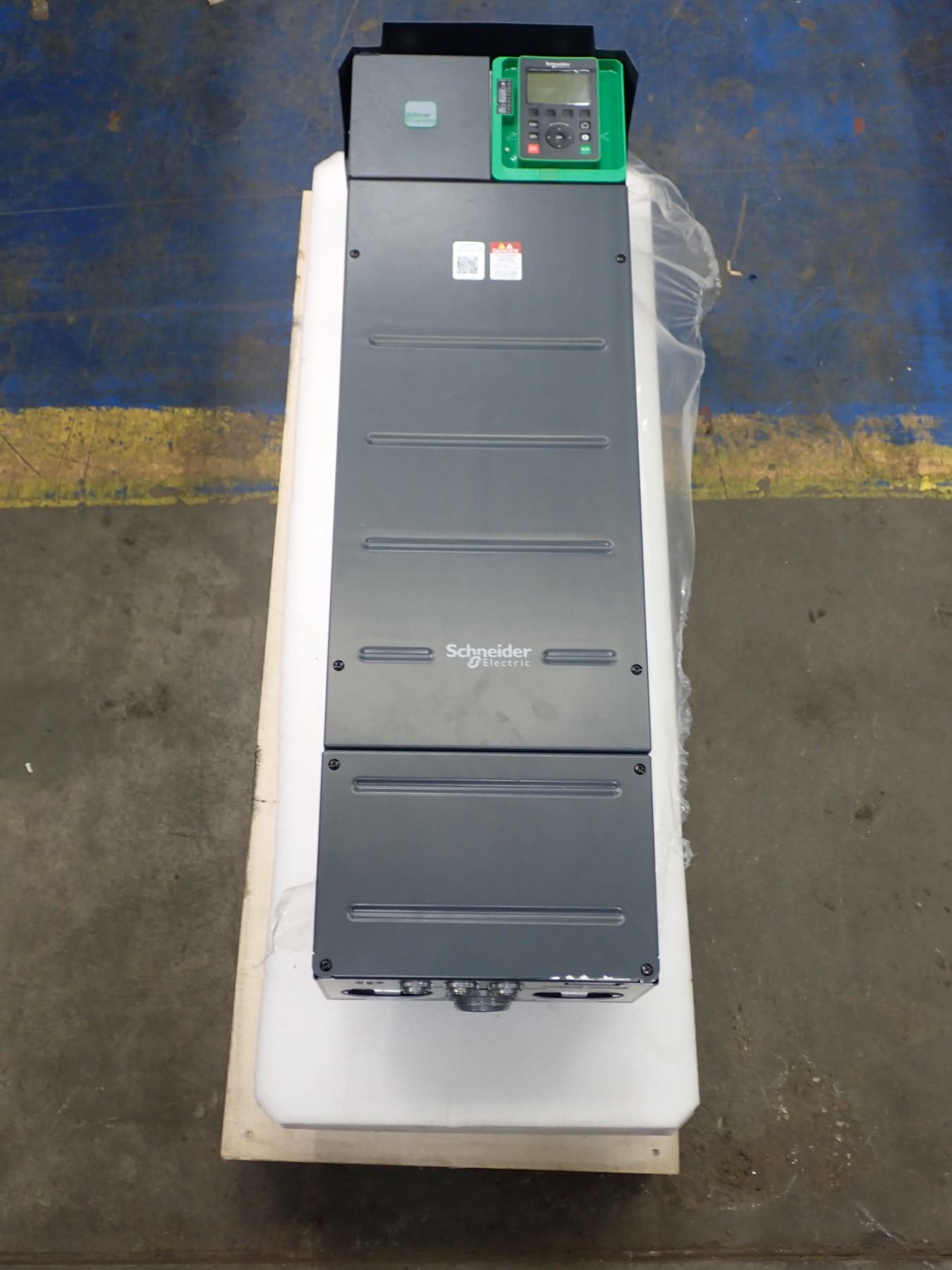 ATV930D55N4 image 2