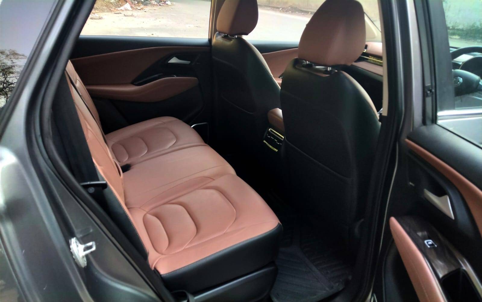 MG HECTOR PLUS SHARP PRO 2023 AUG. image 8
