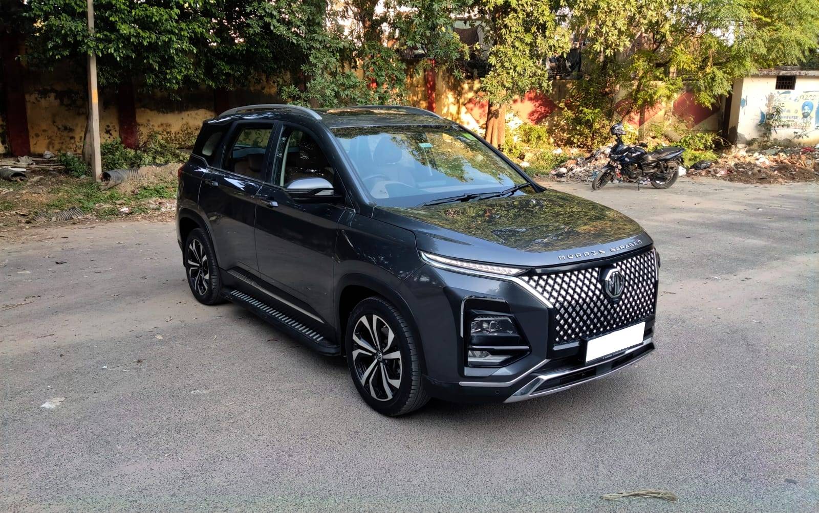 MG HECTOR PLUS SHARP PRO 2023 AUG. image 9