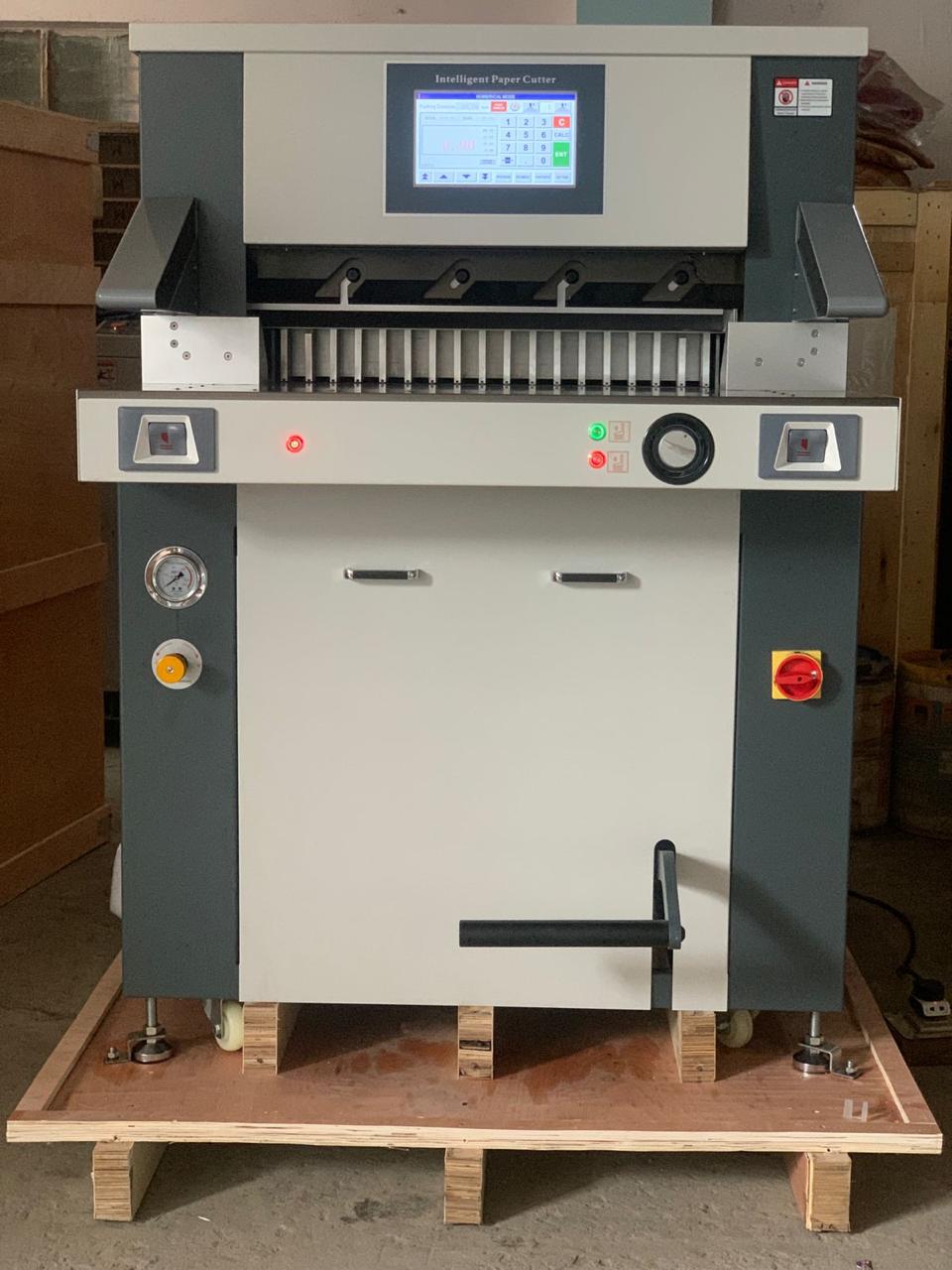 M670 HP Hydraulic Paper Cutting Machine image 6