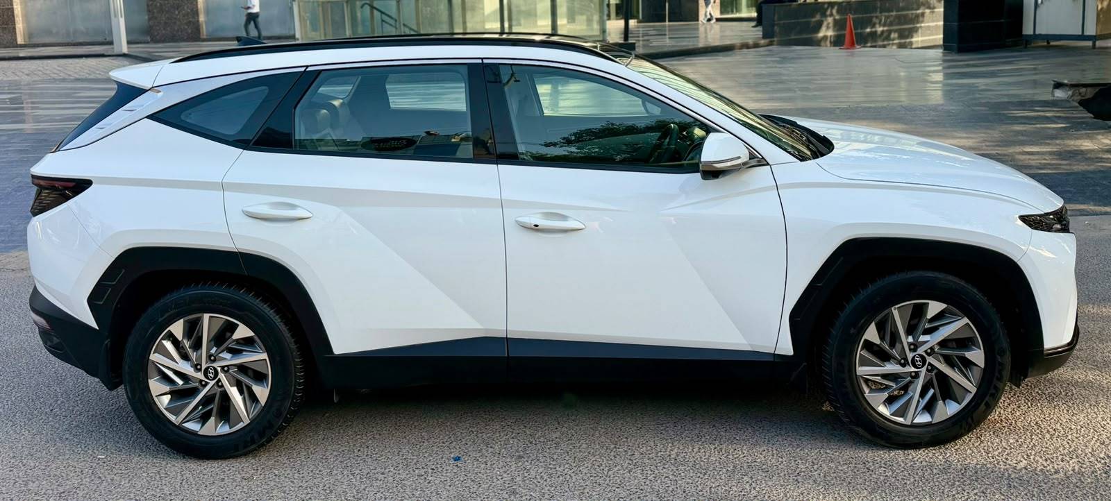 HYUNDAI TUCSON SIGNATURE 2022 OCT. image 4