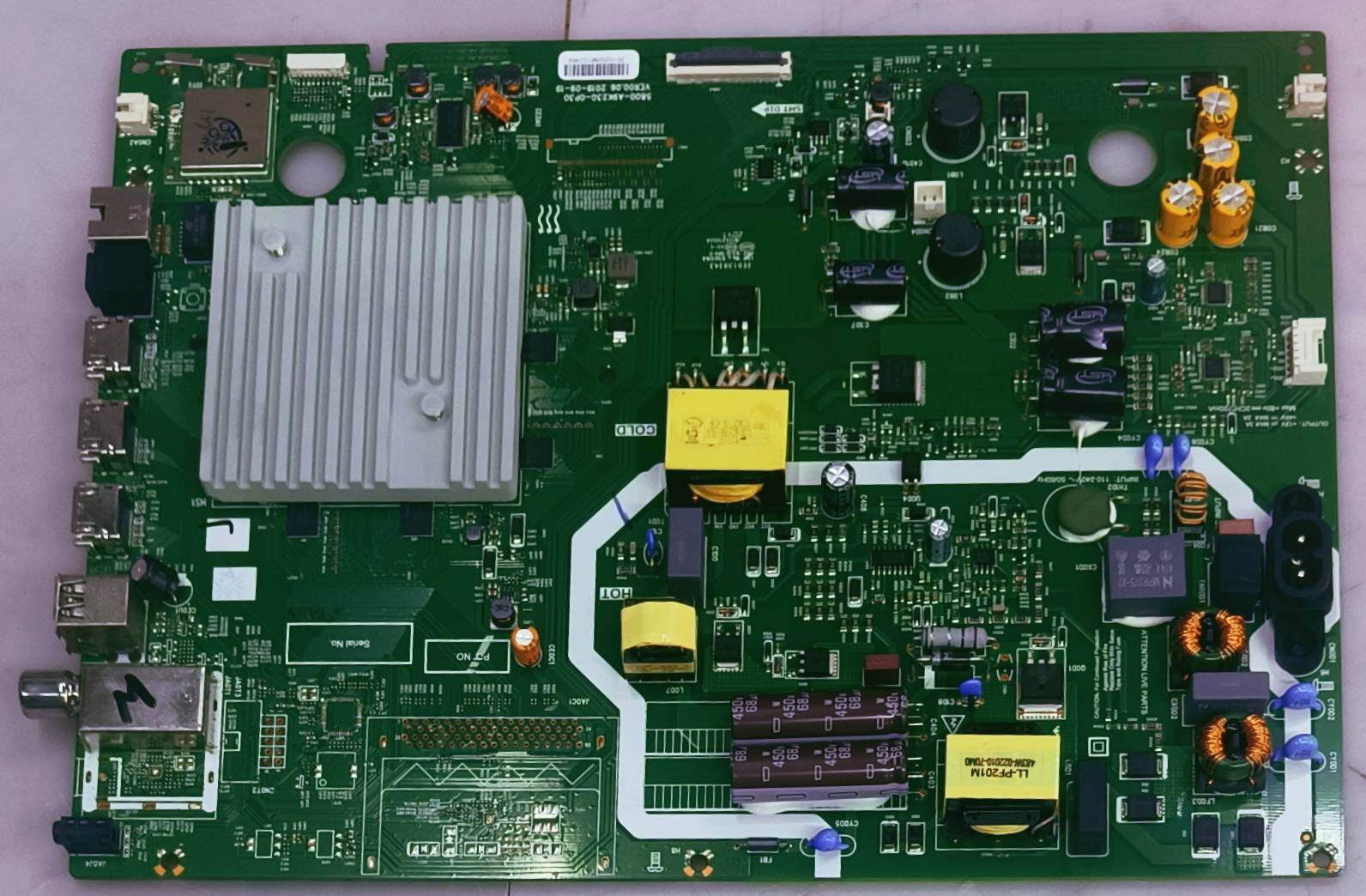MOTOROLA NEW 4K ANDROID MOTHER BOARD MODEL NUMBER 55SAUHDM image 4