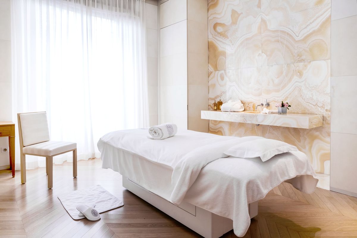 Spa Interior Design with Water Features image 4