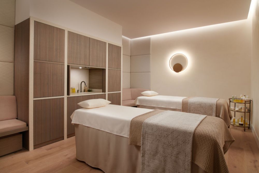 Spa Interior Design with Water Features image 2
