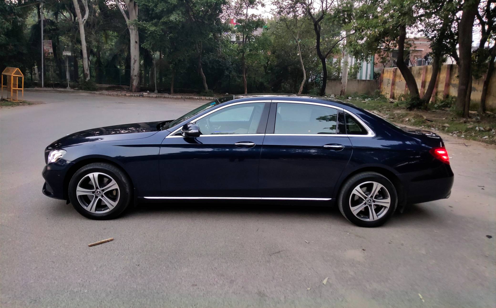 MERCEDES BENZ E200 EXCLUSIVE 2020 OCT. image 8