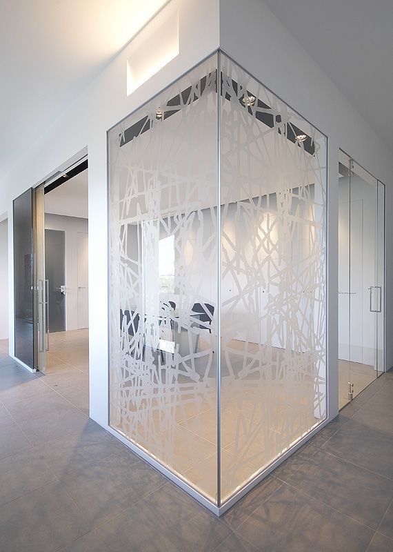 Chennai’s Trusted Glass Partition Work Specialists image 3