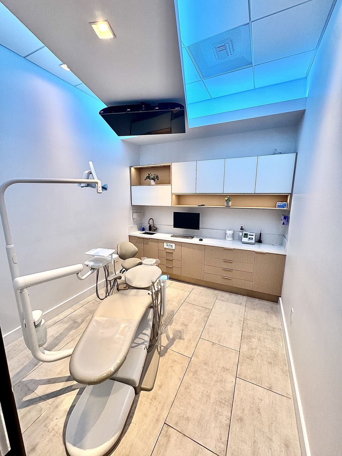 Inspiring Dental Clinic Design Ideas for Professionals image 4