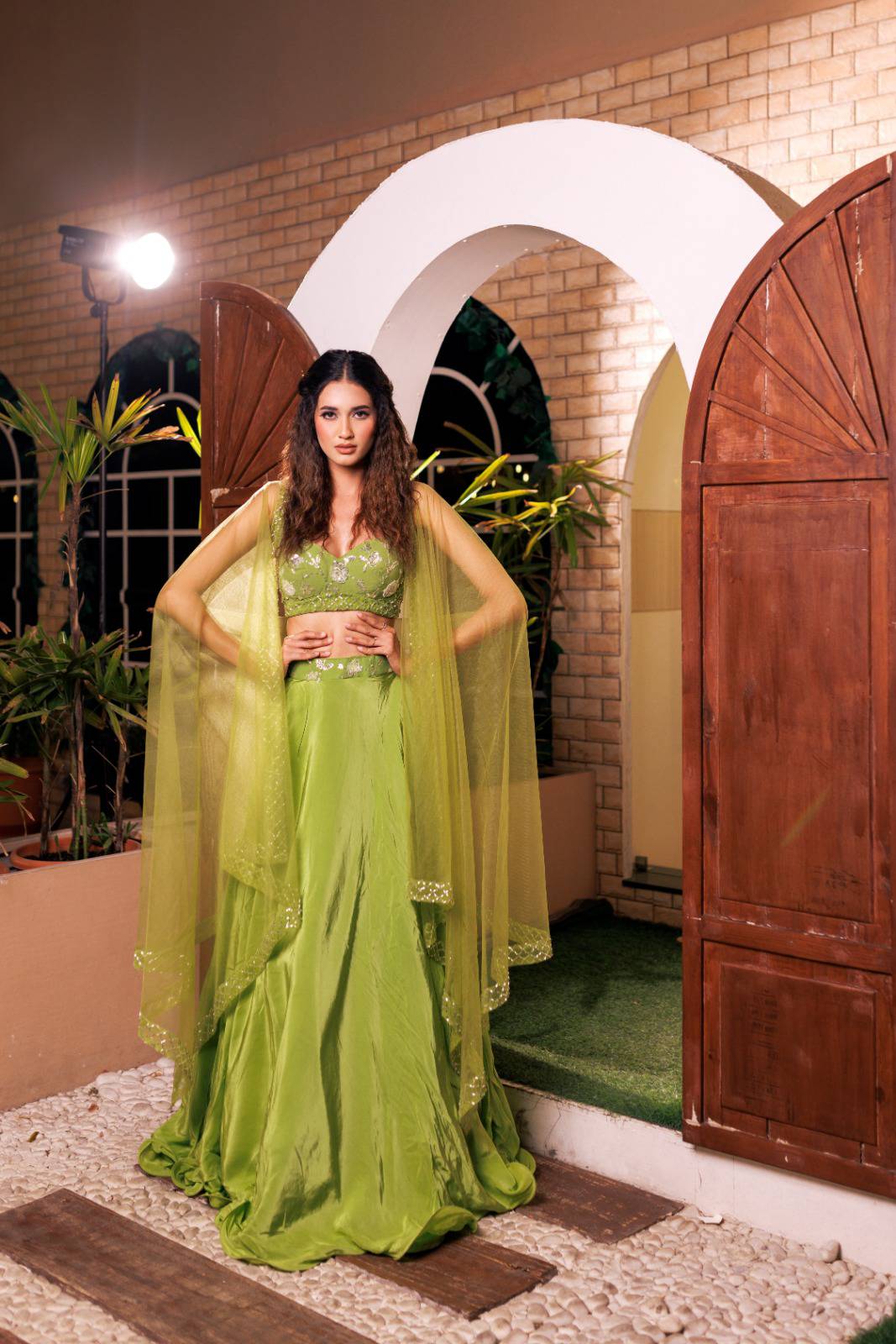 Emerald Glow image 2