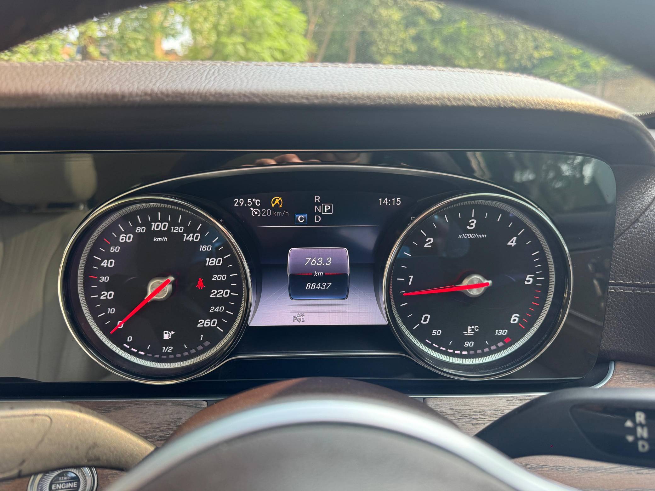 MERCEDES BENZ E220D EXCLUSIVE 2019 image 5