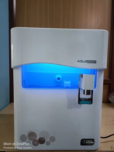 Aqua 9090 White & Blue Color Water Purifier image 2