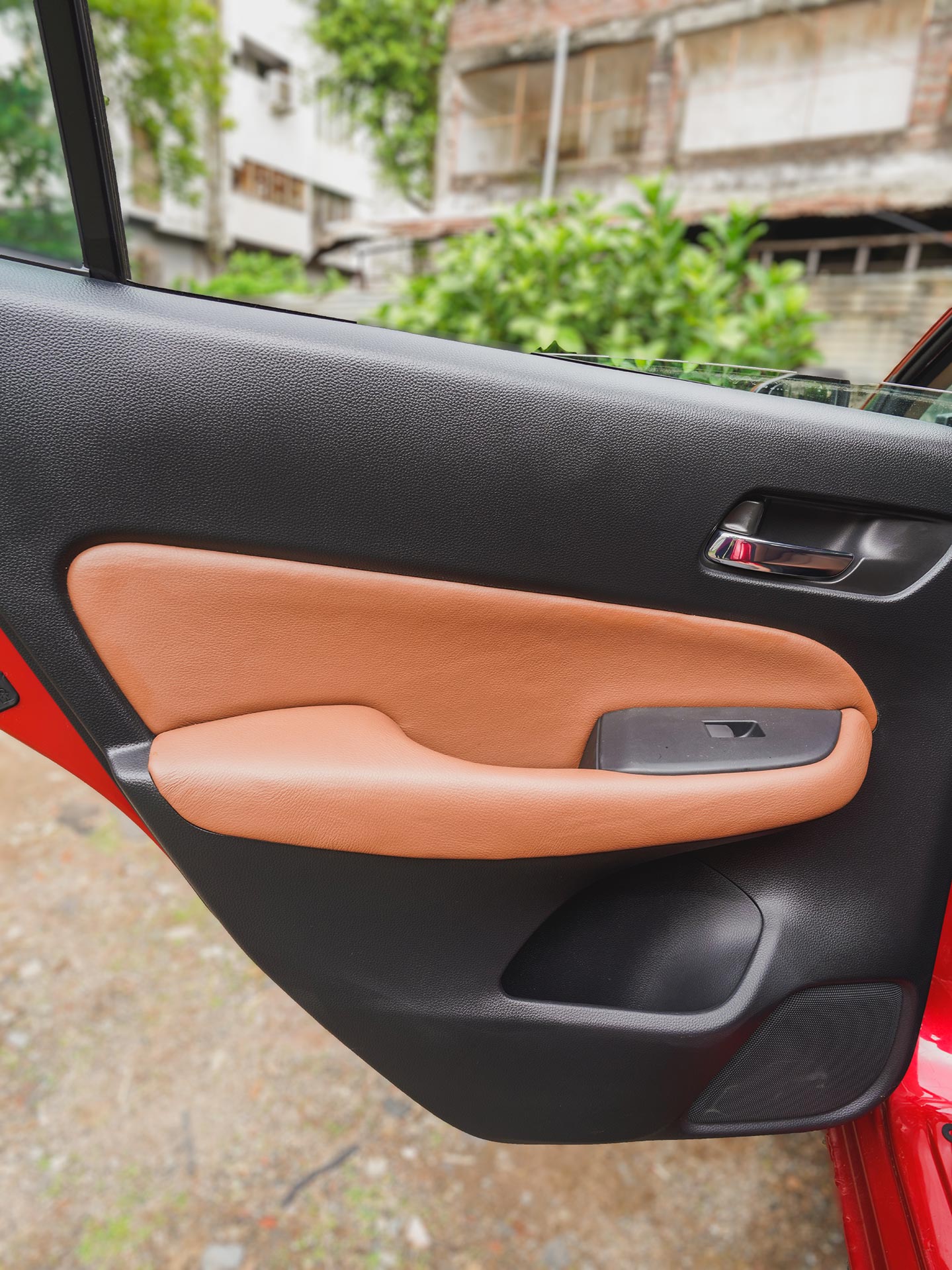 Seat cover image 2