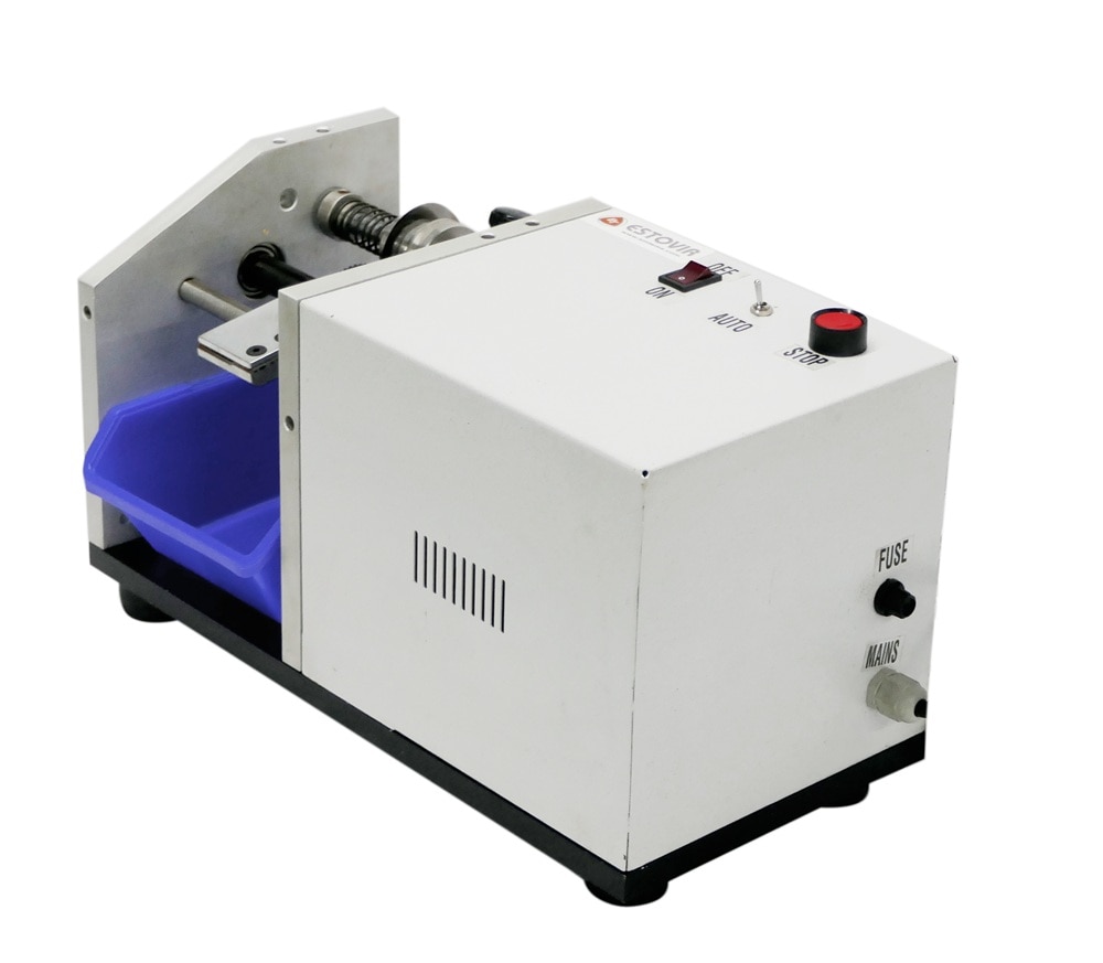 Automatic De-Taping Machine for Taped Radials – UAP 850 R image 3