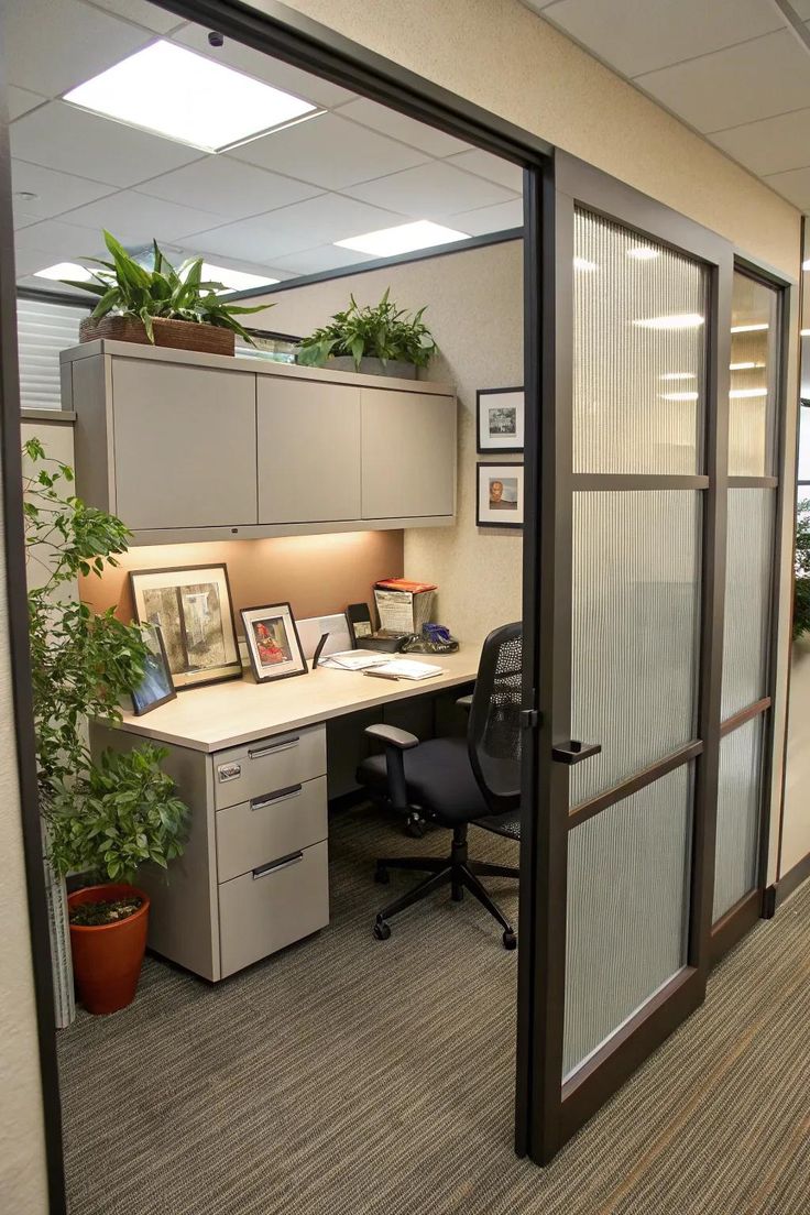 Stylish Aluminium Office Partitions for Smart Workspaces image 3