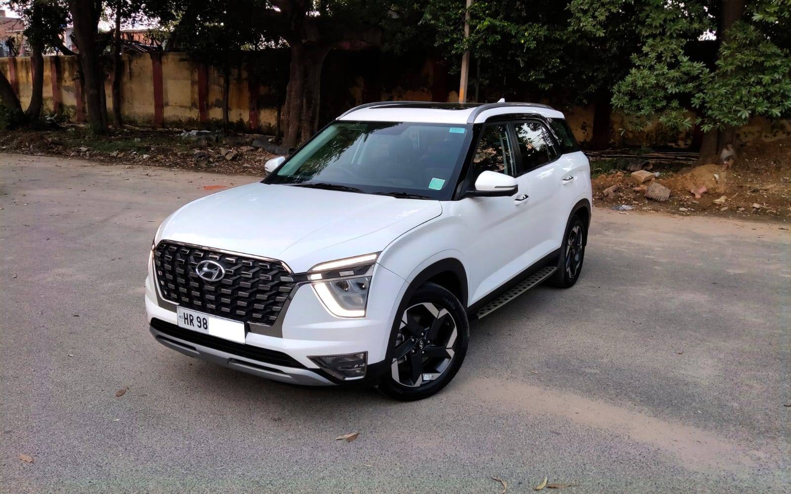 HYUNDAI ALCAZAR PLATINUM (O) 2022 DEC. image 2