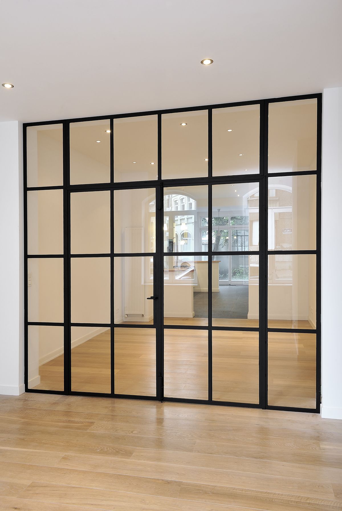 Sleek Aluminium Partition Designs for Elegant Workspaces image 5