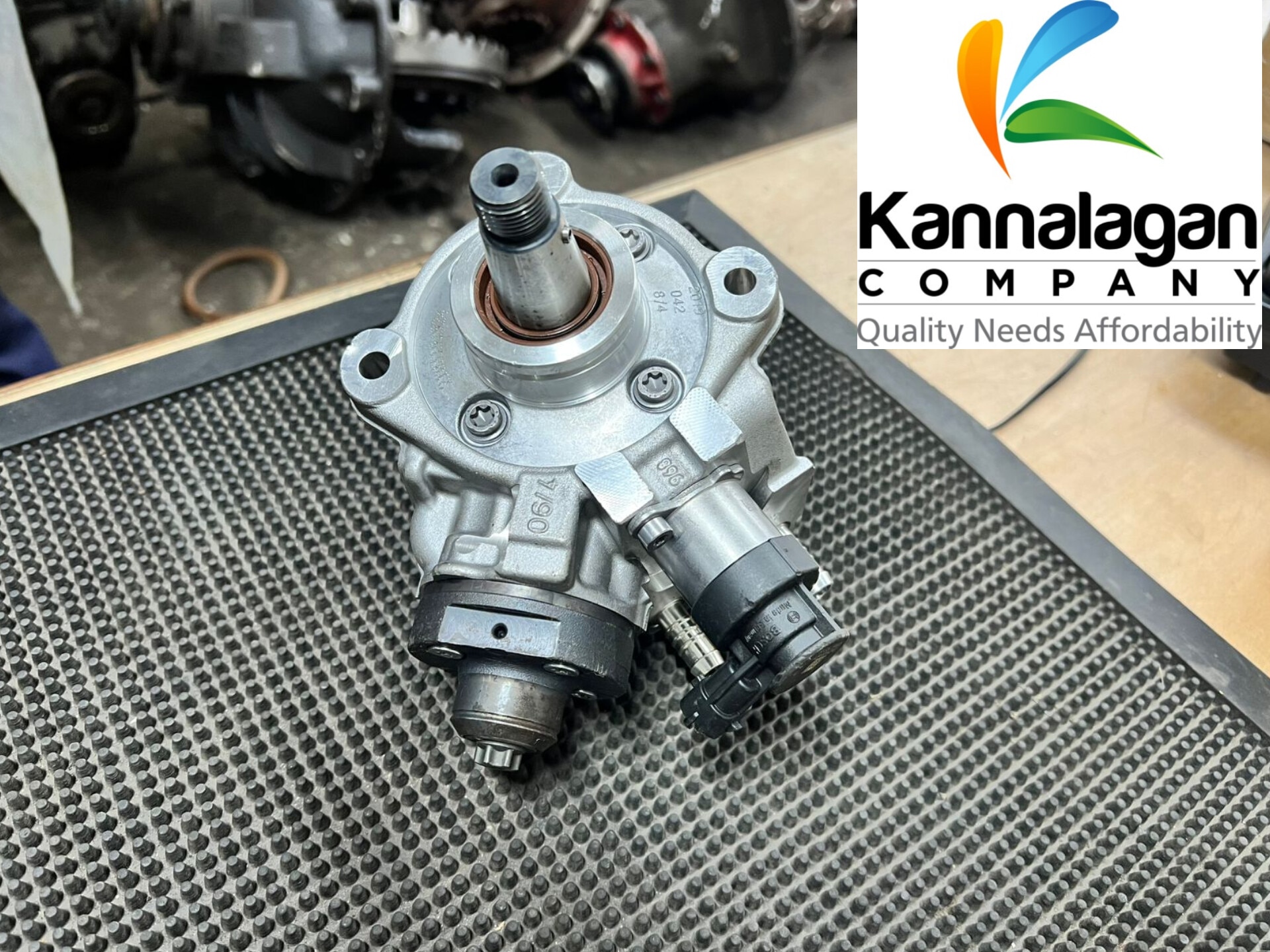 Bharatbenz 4 cylinder diesel pump new image 3