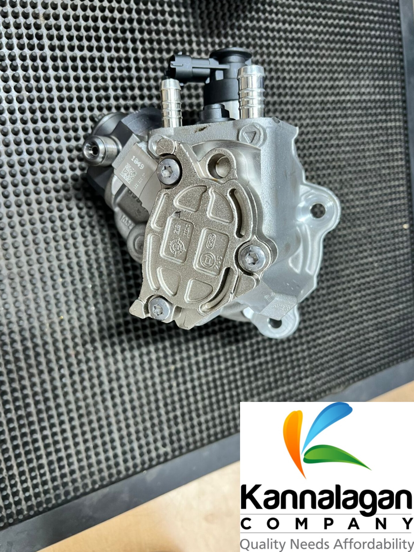 Bharatbenz 4 cylinder diesel pump new image 4