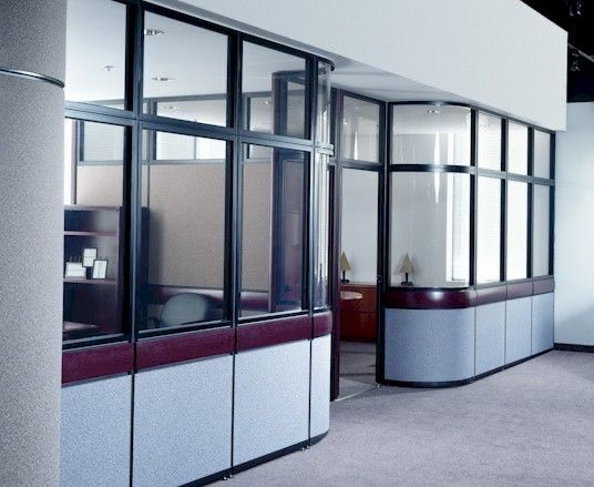 Durable Aluminium Partition Designs for Modern Interiors image 5