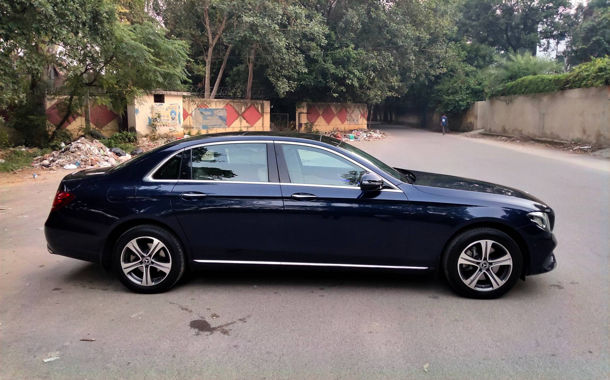 MERCEDES BENZ E200 EXCLUSIVE 2020 OCT. image 4