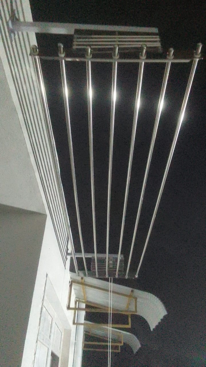 SS Ceiling Mounted Clothes Hanger In Saravanampatti image 2