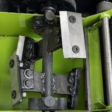 Comet Electric Chaff Cutter with Pulverizer image 2